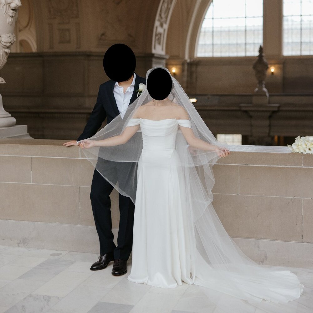 Justin Alexander Ivory Cathedral Veil w/ Blusher
